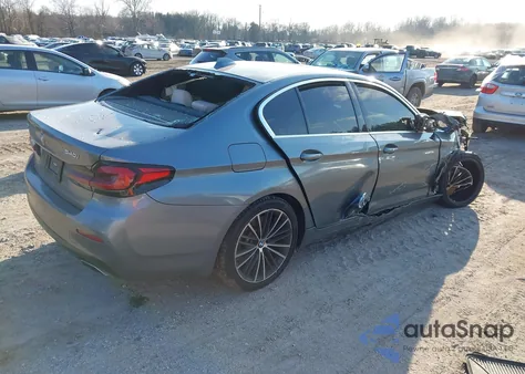 2022 BMW 540 I xDrive z USA, uszkodzony, nr VIN WBA73BJ0XNWX54590